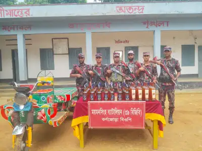 শ্রীবরদী সীমান্তে রাতভর বিজিবির পৃথক অভিযান ভারতীয় কসমেটিক ও মদ উদ্ধার